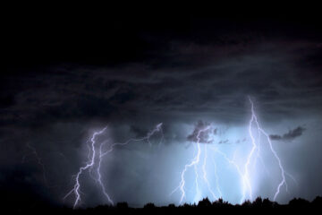 Mal Agüero written by José A Gómez at Spillwords.com