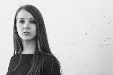 Phenomenal Woman, poetry written by Maya Angelou at Spillwords.com