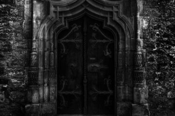 The Door and The Darkness, poetry by Luiz Syphre at Spillwords.com