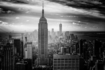 New York City Shrouded In The Mist, poetry by Thaddeus Hutyra at Spillwords.com