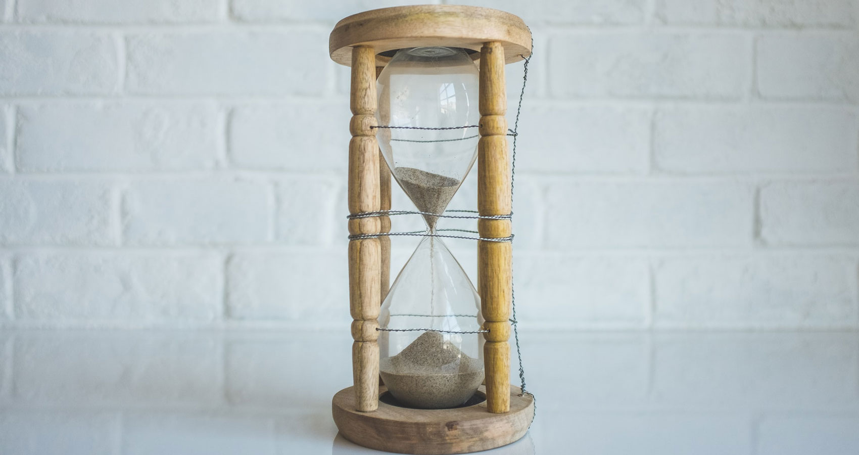 Stagnant Time, poetry written by Reza Raza at Spillwords.com