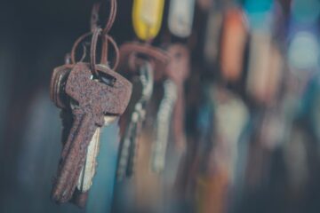 Rusty Keys, poetry by Olaitan Humble at Spillwords.com