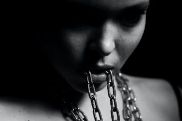 Chains, a poem by Brandi Livingston at Spillwords.com
