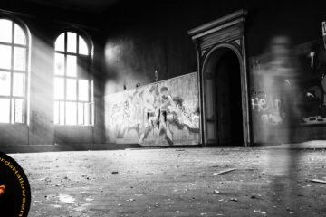 Haunted, a poem written by Dennis C Brown at Spillwords.com