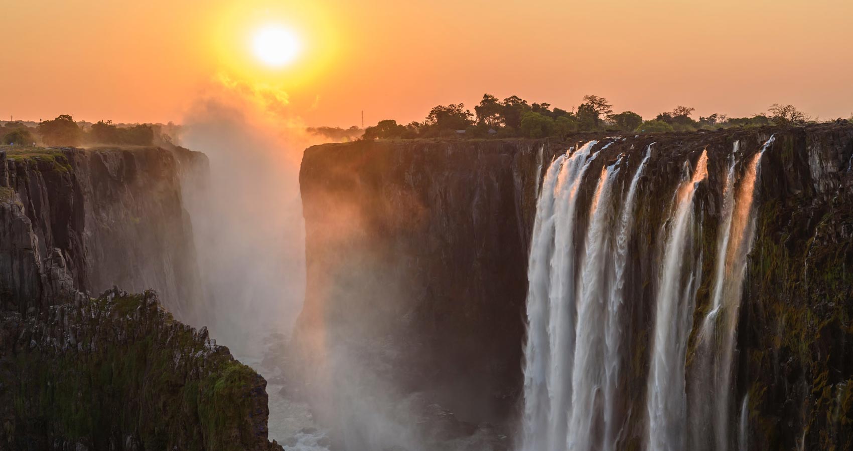 Tears of The Victoria Falls, poetry by Amos Momo Ngumbu, Jr. at Spillwords.com
