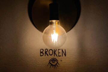 All These Things Are Broken, poetry by Jackie Oldham at Spillwords.com