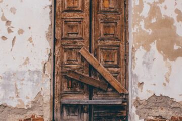 The Broken Door Knob, a poem by Oladimeji Olatunji at Spillwords.com