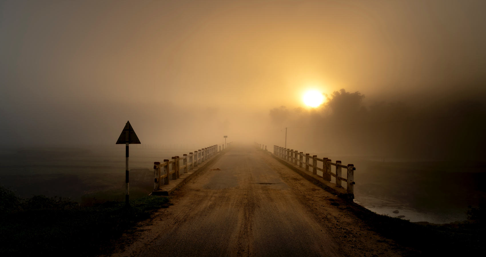 Fog at The Break of Dawn, poetry by Peggy Gerber at Spillwords.com