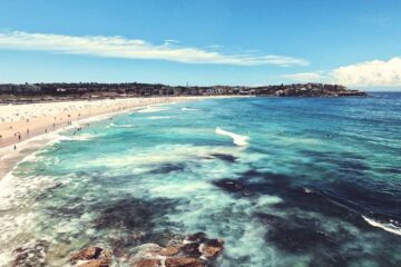 A Beach Scene in Australia, a poem by Beth Warren at Spilwords.com