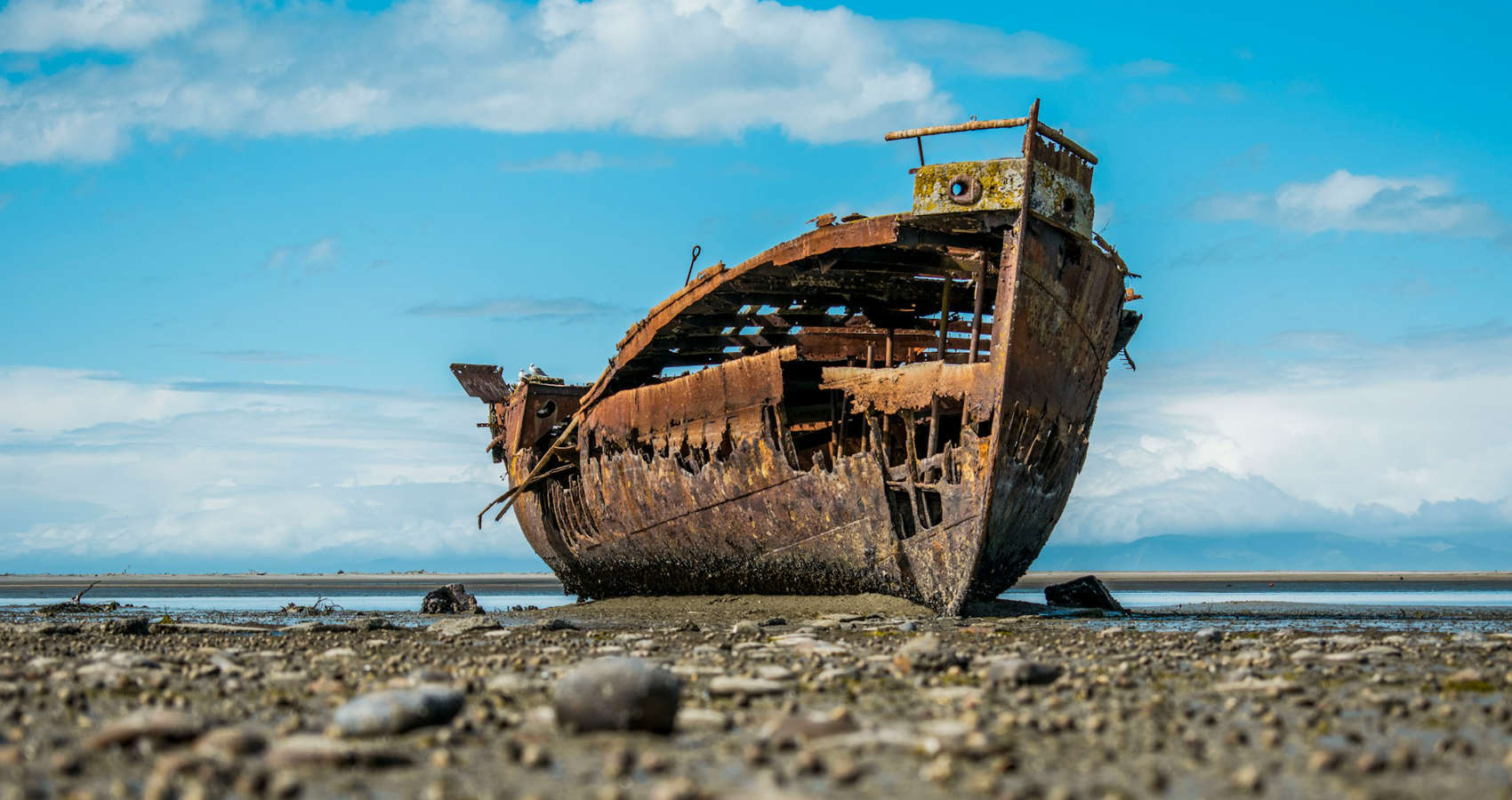 Smiling Among Inert Shipwrecks, poetry by Eric R Nolan at Spillwords.com