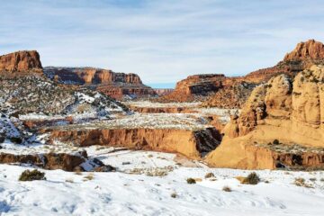 Tseghi Overlook, a poem by Carlos Valle at Spilwords.com