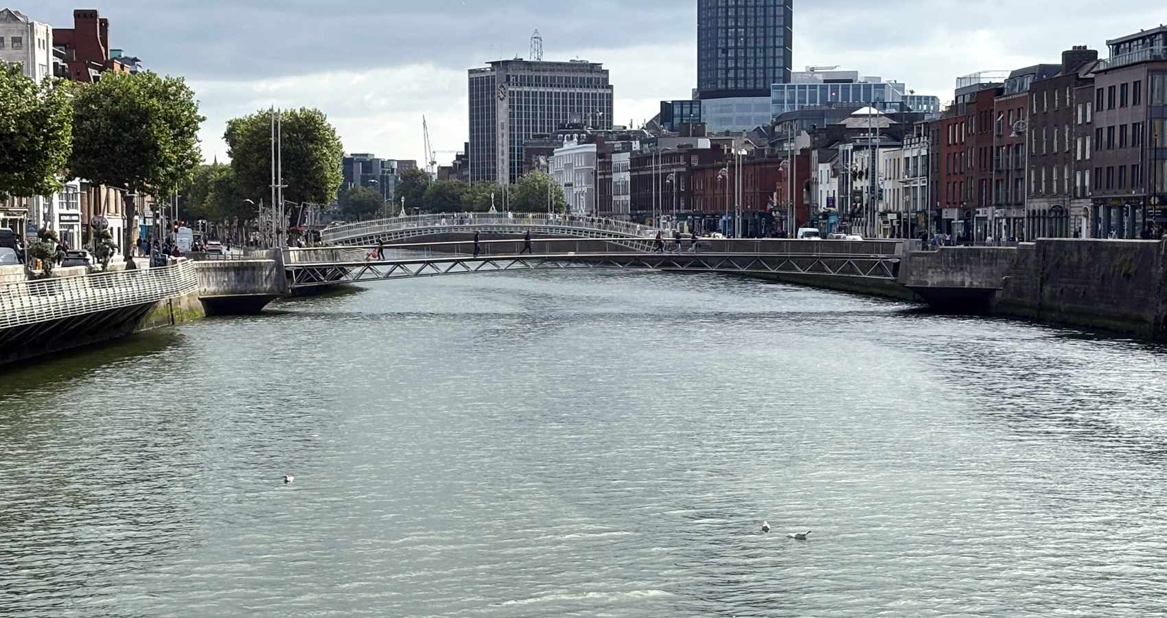 Where Dublin Flows, a poem by Julian Lee at Spillwords.com