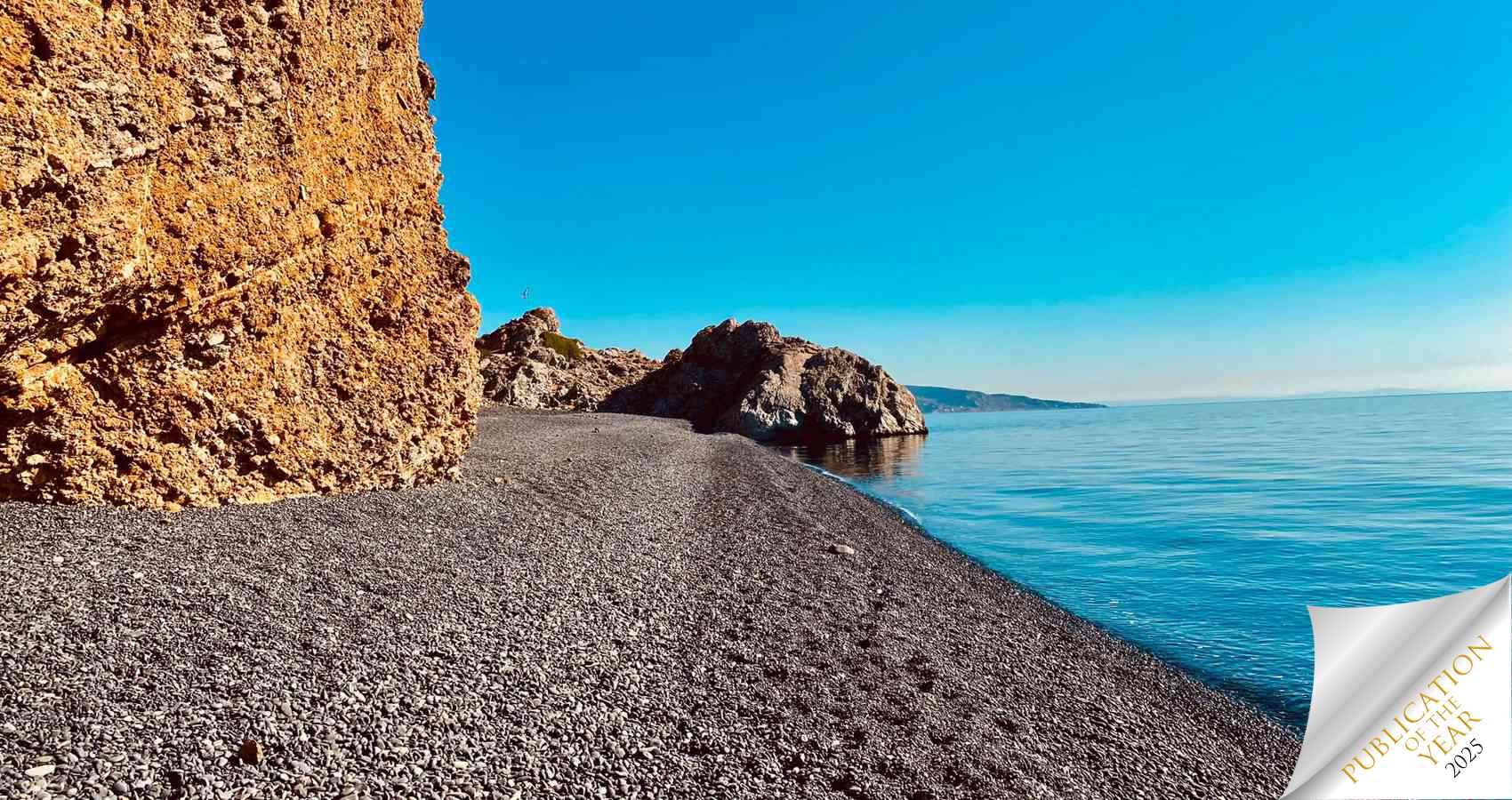 Surfeando con Carlotas, a poem by Francisco Bravo Cabrera at Spillwords.com