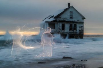 The House the Ocean Left Behind, poetry by Natalia Aeschliman at Spillwords.com