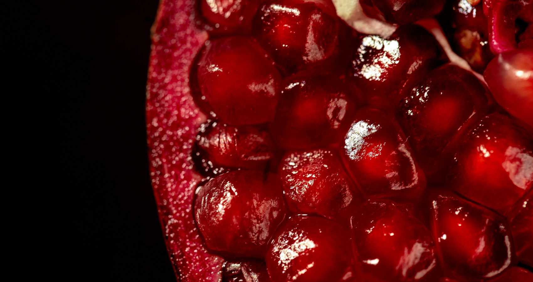 I Offer You a Pomegranate, a poem by Griffin at Spillwords.com