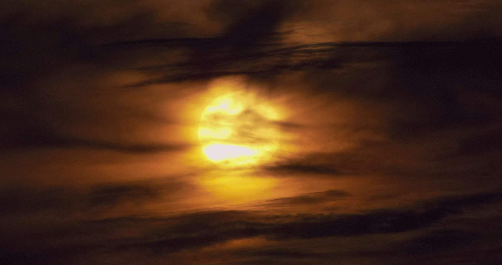 The Vama Sunrise, a poem by Rob Carter at Spillwords.com